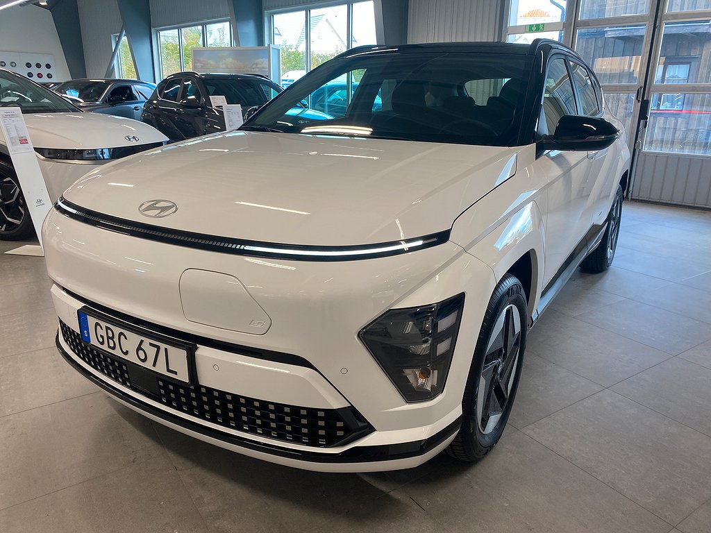 Hyundai Kona EV Essential 48.4 kWh Privatleasing 4495 kr 