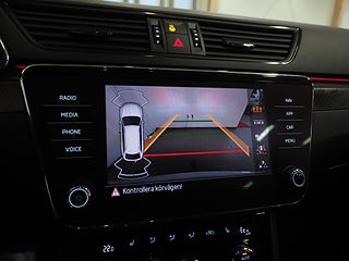 Kombi Skoda Superb 19 av 25