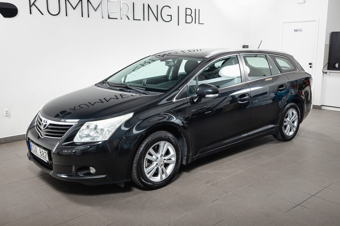 Toyota Avensis 1.8 Automat 147hk 2010, bild 4/86