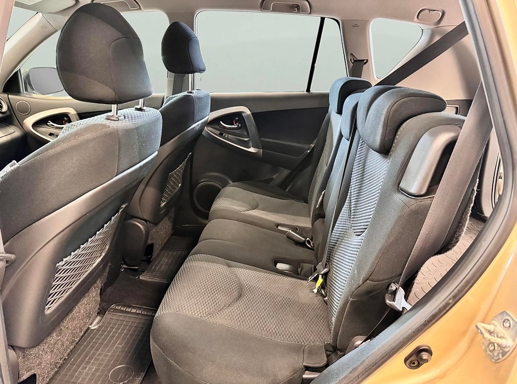 Toyota RAV4 2.0 VVT-i 4x4  - miniatyr 11