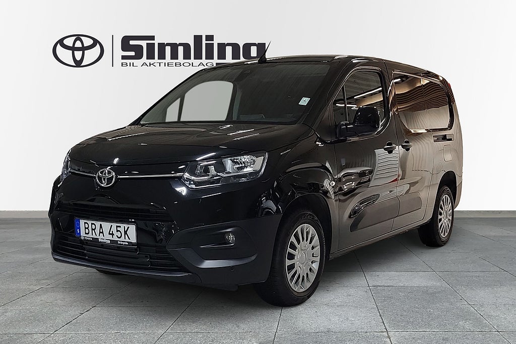 Toyota ProAce City Long 1.5D 130hk Auto Comfort / Värmare / Vinterhjul