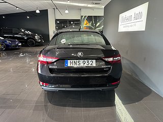 Halvkombi Skoda Superb 5 av 16