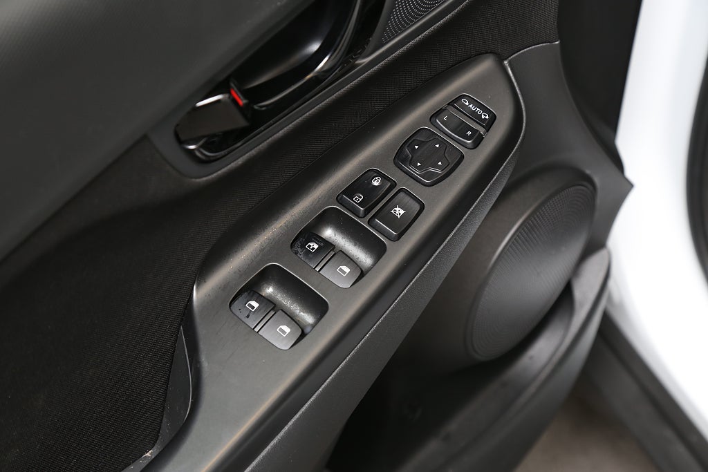 Hyundai Kona Hybrid 1,6 GDI 141hk HEV Aut Trend Dragkrok 2020