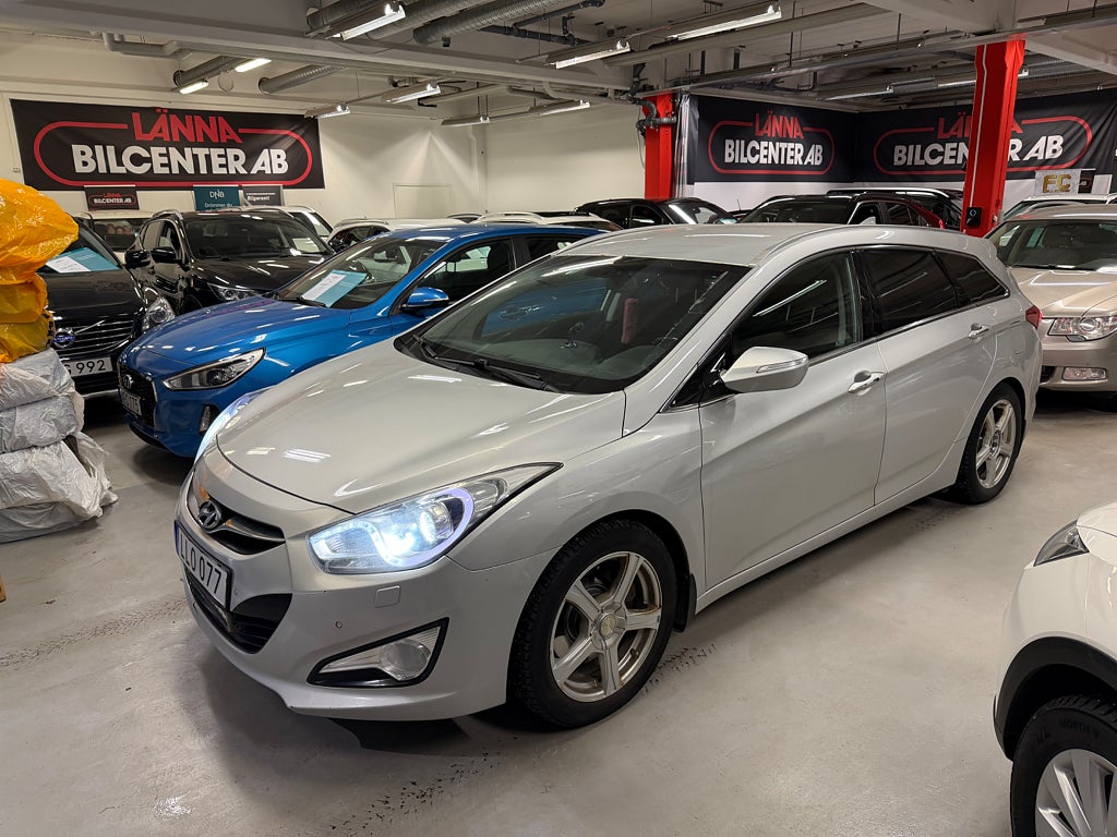 Hyundai i40 cw 1.7 CRDi Business Aut Drag Kamera Navi PDC