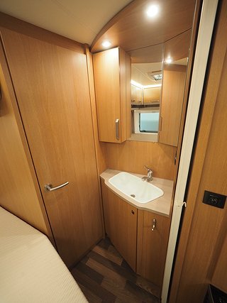 Husvagn, 1-axl Knaus Sport 550 FSK 7 av 12