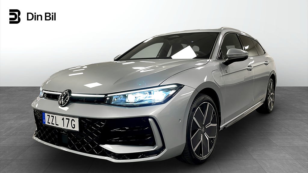 Volkswagen Passat E-Hybrid 272hk R-Line Edition