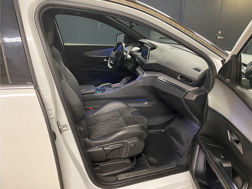 Bild på Peugeot 5008 GT 2.0 BHDi 180hk Aut - B-KAMERA, TAKLUCKA