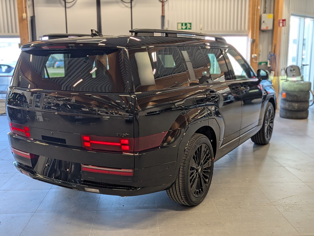 Hyundai Santa Fe Plug-In Calligraphy Line Business Edition 6-sits thumbnail