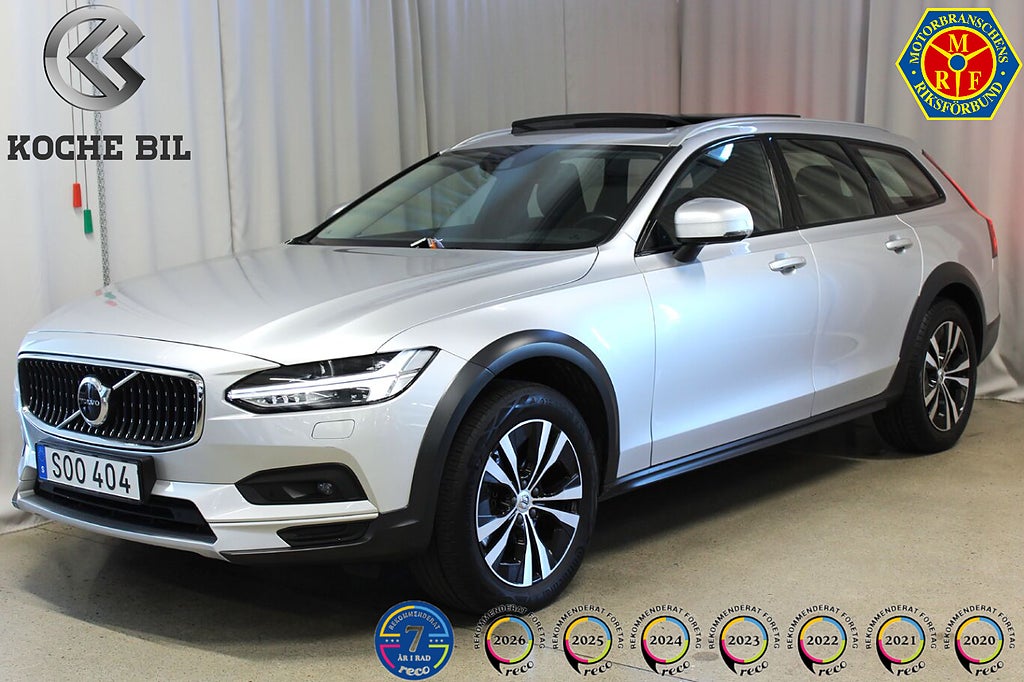 Volvo V90 Cross Country B4 AWD 197HK, Drag, Panorama, Teknik-p, B-Kamera, Navi