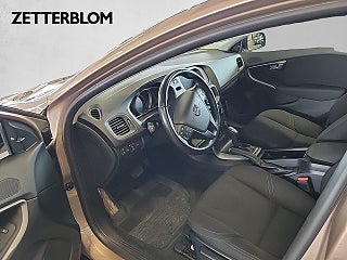 Halvkombi Volvo V40 Cross Country 8 av 13