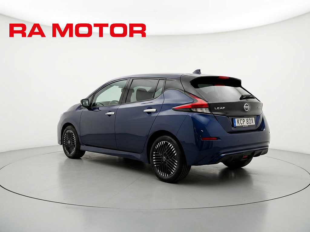Nissan Leaf N-Connecta | 40kWh | Värmepump | 360° kamera | 2023