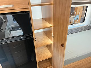 Husbil-halvintegrerad Adria CORAL SUPREME 670 SLT 19 av 29