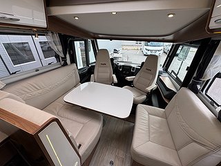 Husbil-integrerad Pilote G 740 GJ SENSATION 150HK AUT 16 av 21