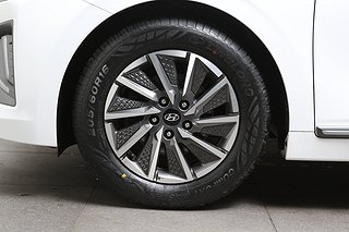 Halvkombi Hyundai IONIQ 16 av 18