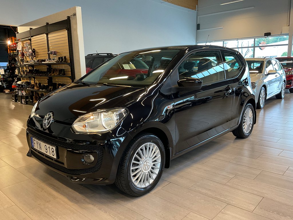 Volkswagen UP! 1.0 75hk Sommar & Vinterhjul Navigation