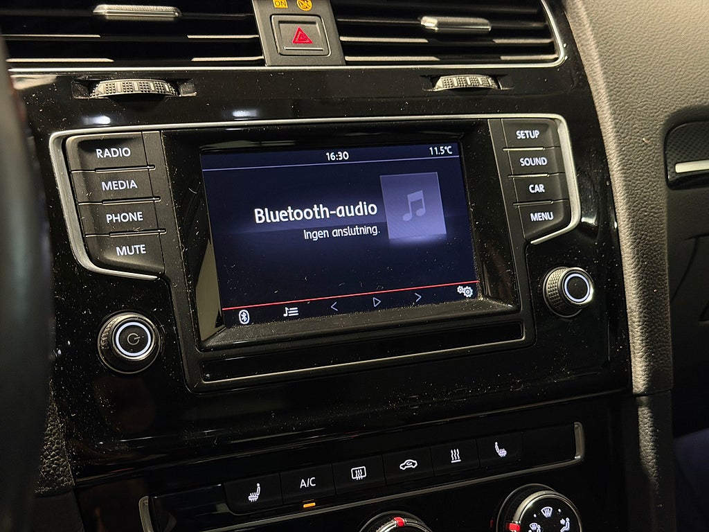 Volkswagen Golf Sportscombi 1.4 TSI 140hk GT |Drag|Värmare|Pluspaket| 2015