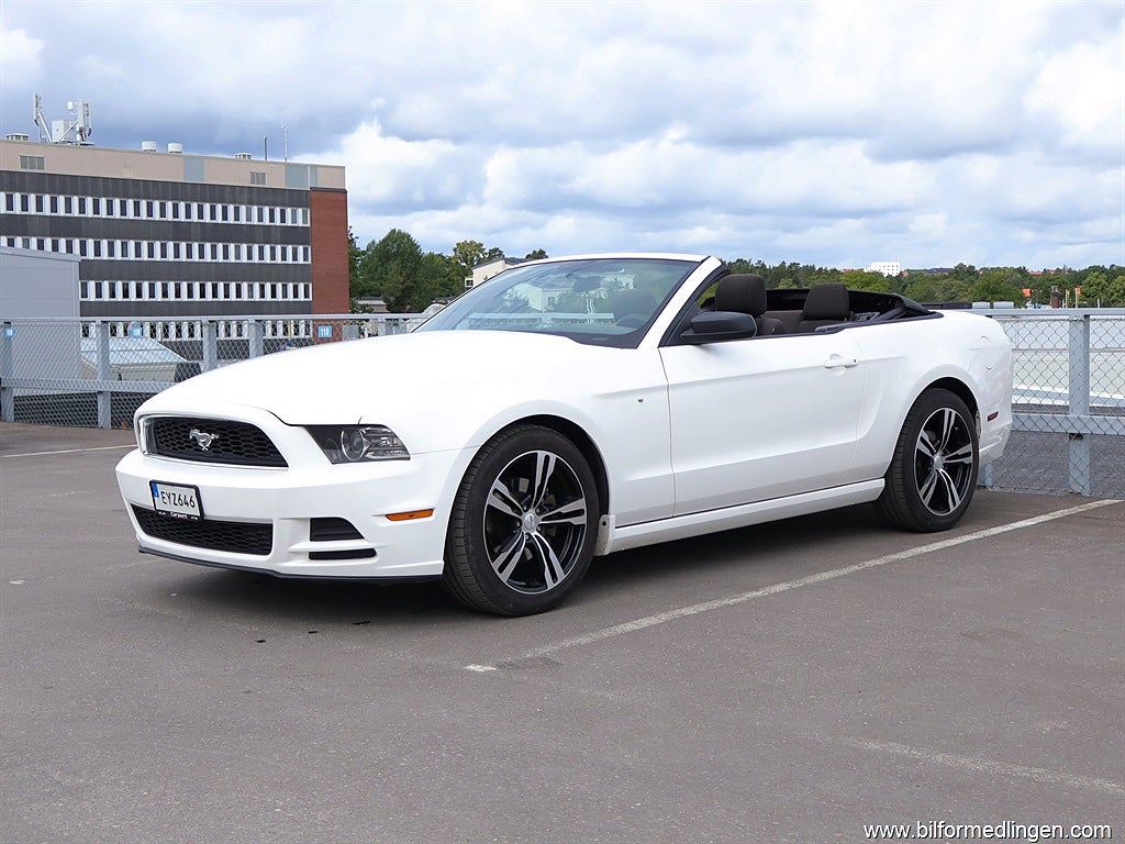 Ford Mustang MUSTANG 305hk
