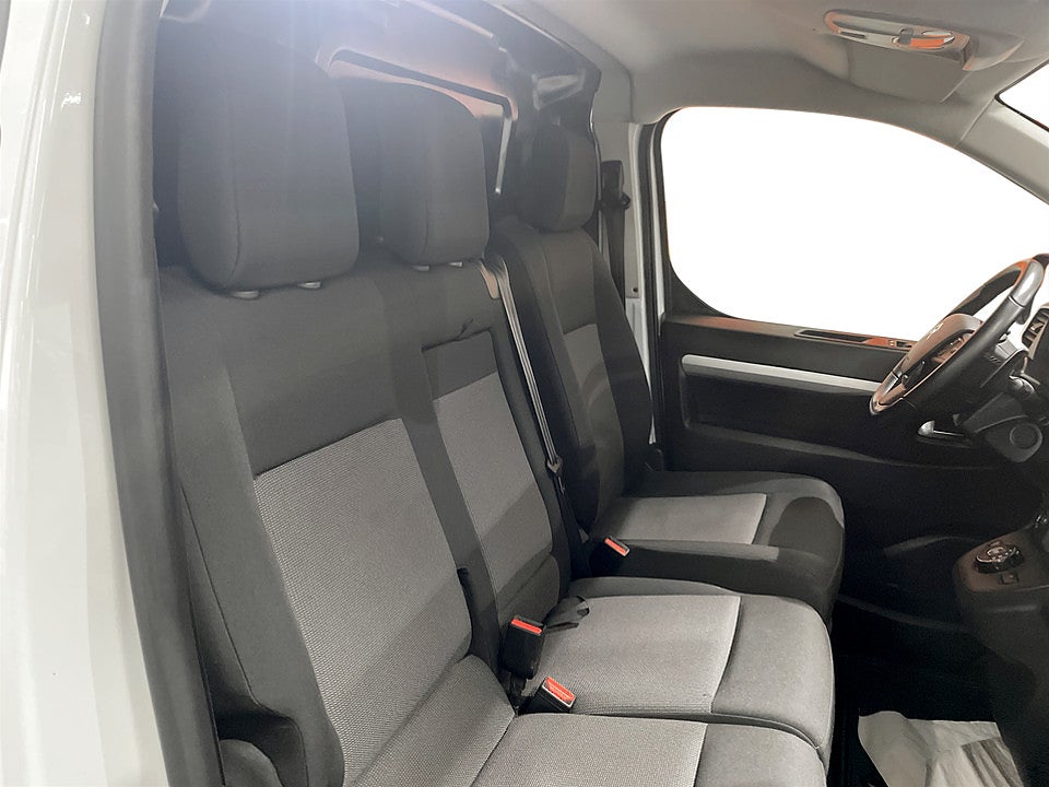 Bild på Citroën Jumpy Bus Pre 2.0 BHDi 145hk Aut L3 DRAG WEBASTO B-KAMERA