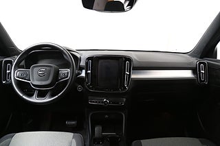 SUV Volvo XC40 21 av 32