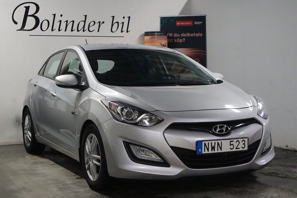 Hyundai i30 5-dörrar 1.6 CRDi NYBESIKTIGAD SERVAD HEMLEV