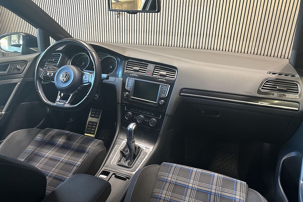 Volkswagen Golf I