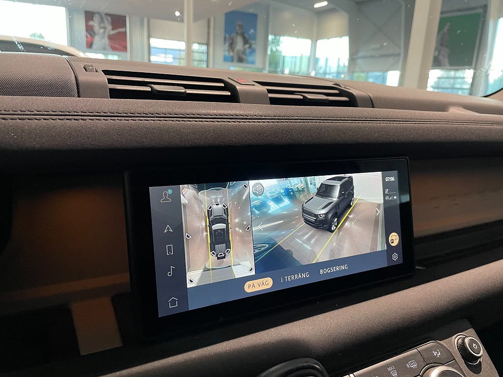 Land Rover Defender 2020 - miniatyr 15