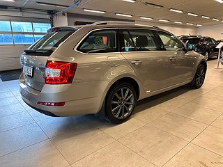 Skoda Octavia 1.8 TSI 4x4 Drag/Bvärm/MoK-värm/Psens/SoV-däck