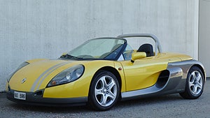 Renault Sport Spider är en av de mest spektakulära sportbilsmodellerna som den franska biltillverkaren har skapat. Foto: Bilweb auctions 
