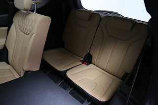 SUV Hyundai Santa Fe 25 av 27