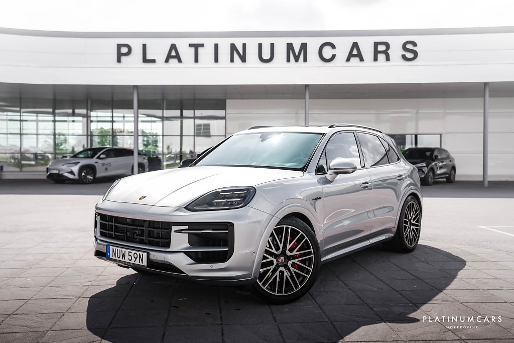 Porsche Cayenne S E-Hybrid 519hk 2025 / Sv.såld / SportDesign