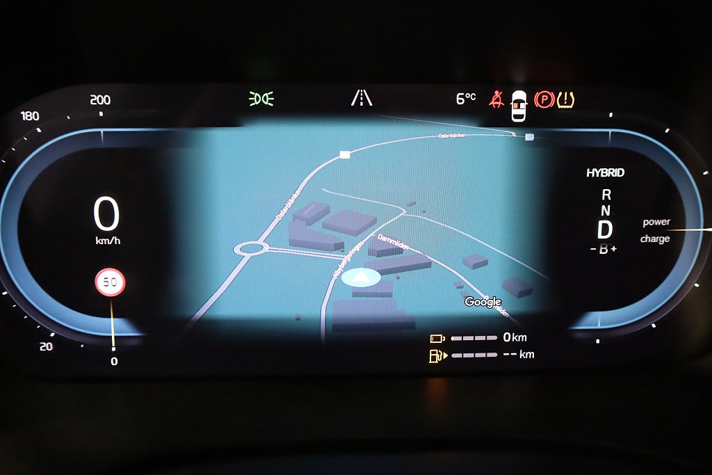 Volvo XC60 Recharge T6 350hk AWD Core Bright Pano Drag Leasbar 2023