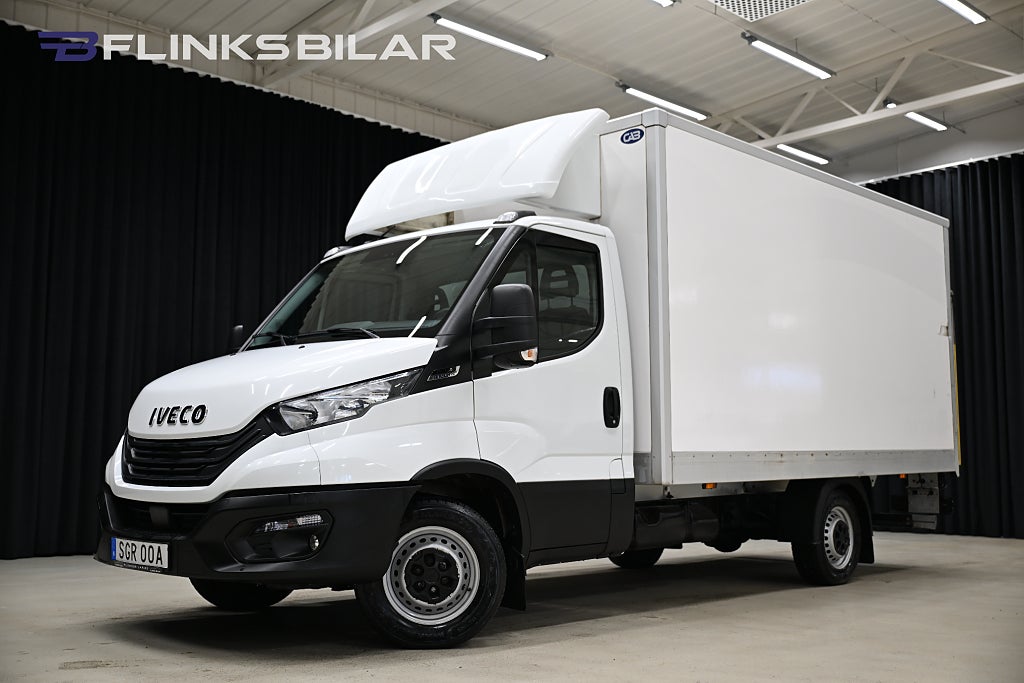 Iveco Daily 136HK Automat|Volymskåp|BG-Lyft|Sidodörr|Backkamera