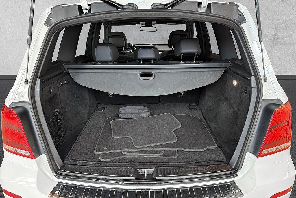 Mercedes-Benz GLK 220 CDI 4MATICPlus AMG Line Panorama Dragkrok 3-Ägare
