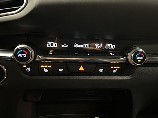 Mazda CX-30 2.0 SKYACTIV-X AWD Drag/Kamera/M&K-Värm/BOSE/S&V-Däck – bild 21