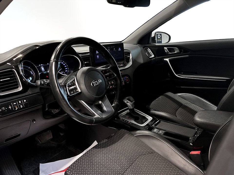 Bild på Kia Ceed Sportswagon PHEV 141hk Aut B-KAMERA CARPLAY FULLSERVAD