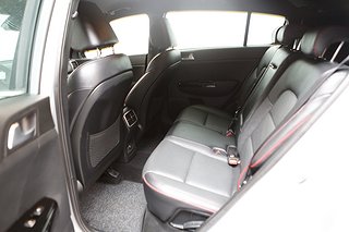 SUV Kia Sportage 16 av 19