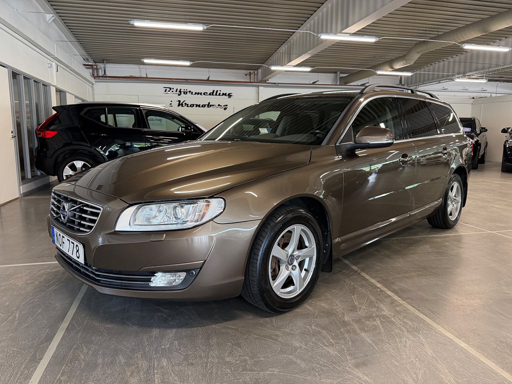 Volvo V70 D4 AWD Momentum Värmare Dragkrok Rattvärme