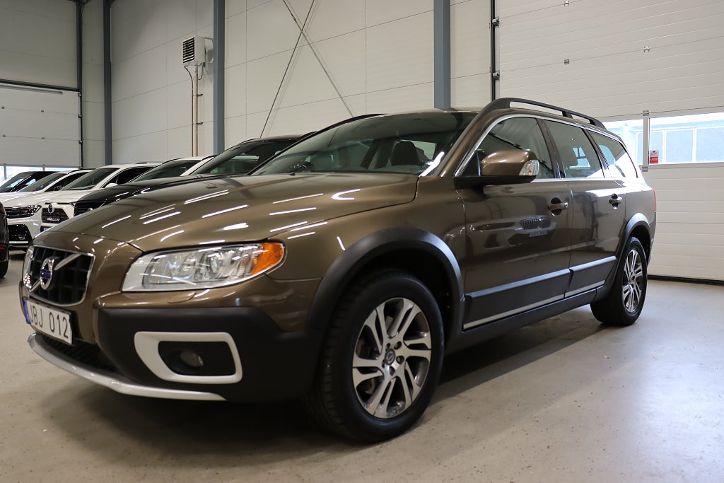 Volvo XC70 D4 Momentum Drag Kamrembytt P-Värm 1-Ägare 163hk