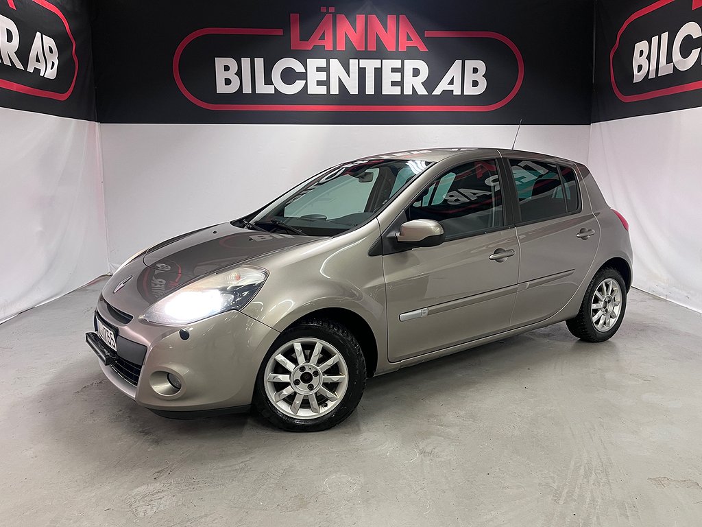 Renault Clio 1.5 dCi Ny servad Kamrem bytt M-värmare SoV