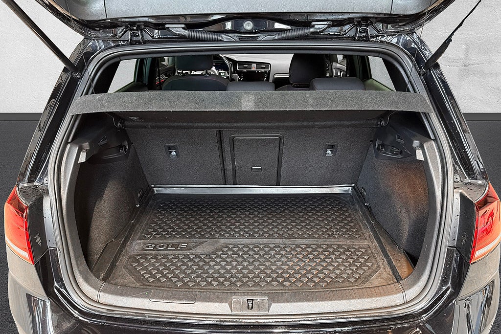 Volkswagen Golf GTI Performance 2.0 TSI Miltek Cookpit B-Kamera Carpaly