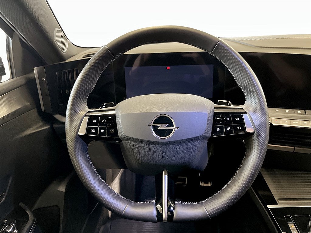 Bild på Opel Astra ST GS 1.2 PT 130hk Aut - BACKKAMERA, CARPLAY