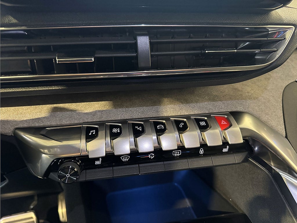 Bild på Peugeot 5008 GT 1.2 PT 130hk Aut - 7-SITS,B-KAMERA,NAVI