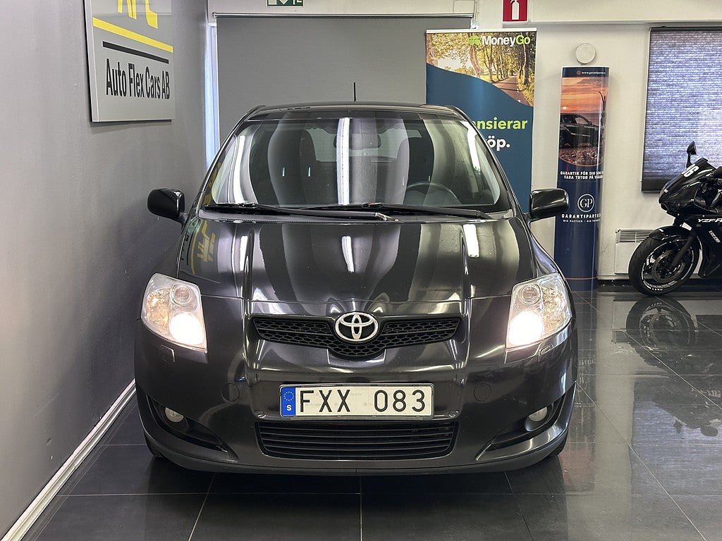 Toyota Auris 5-dörrar 1.6 Dual VVT-i Nybesiktad | Nyckelfri | S+V