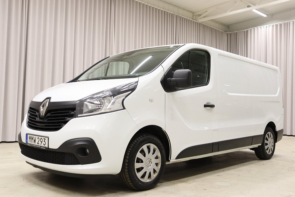 Renault trafic dCi 125HK L2 Drag Värmare GPS Kamera 7000Mil