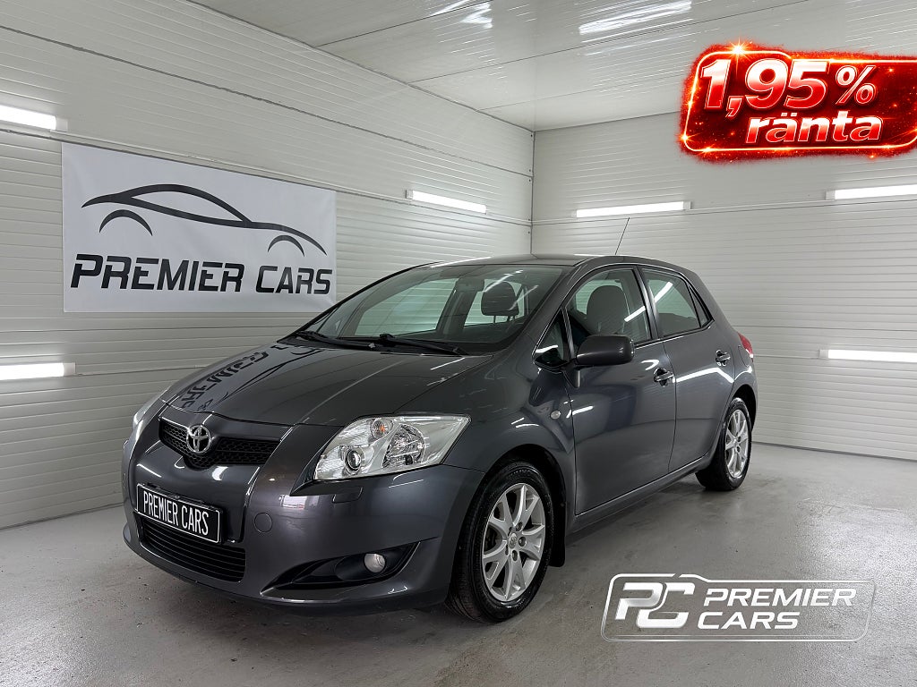 Toyota Auris 5-dörrar 1.4 D-4D Motorvärmare