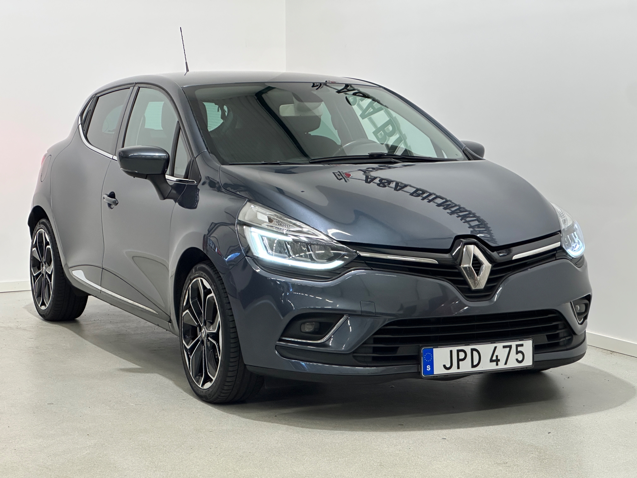 Renault Clio 2019, bild 7/10