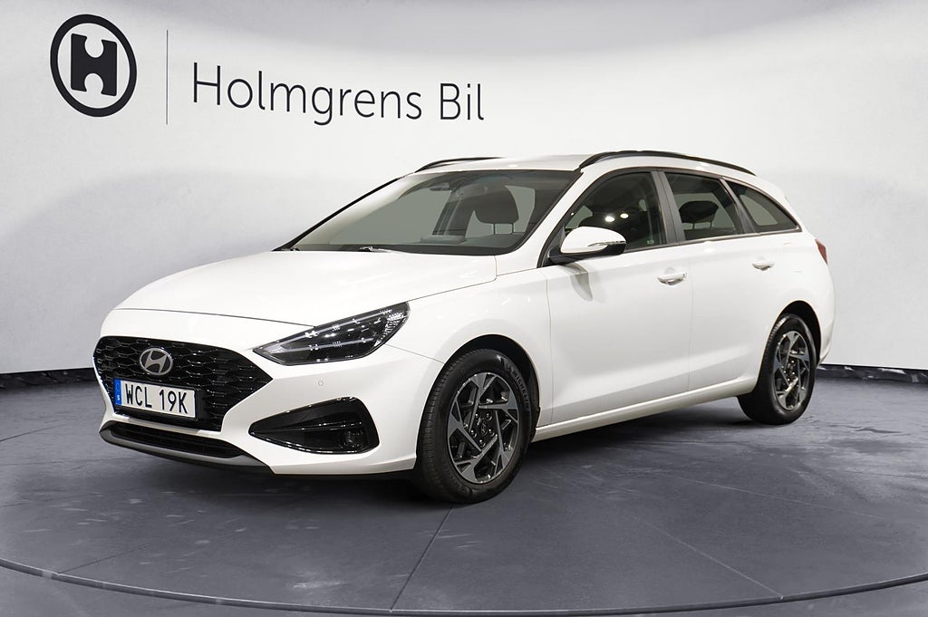 Hyundai i30 1.0 Automat 100hk Backkamera CarPlay Rattvärme | Ränta 3,95%