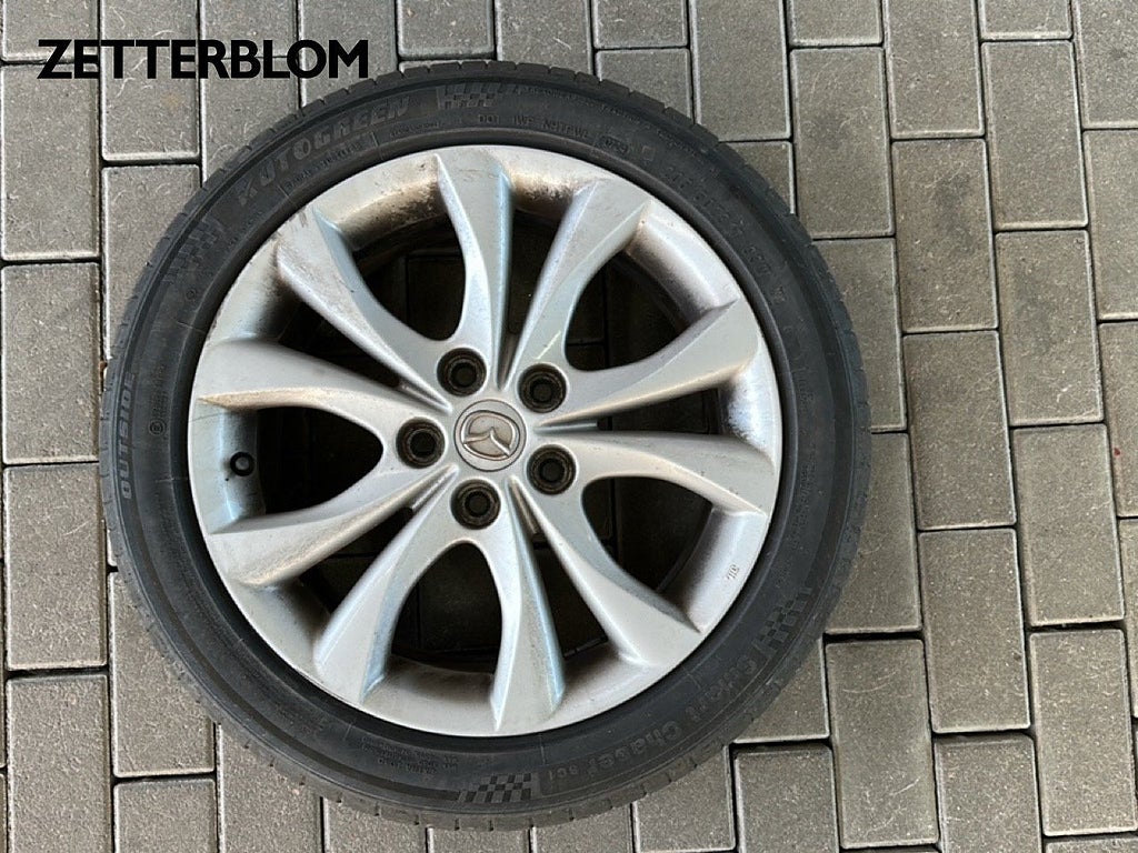 Halvkombi Mazda 3 19 av 21