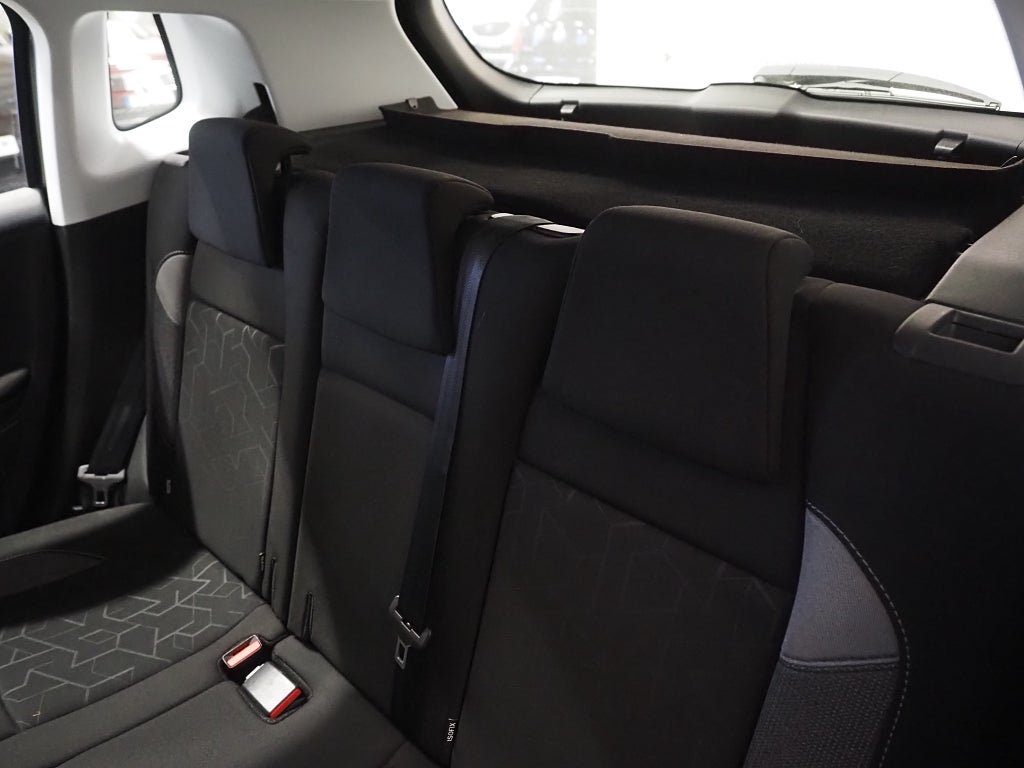 Peugeot 2008 1.2 PureTech 110hk EAT Automat