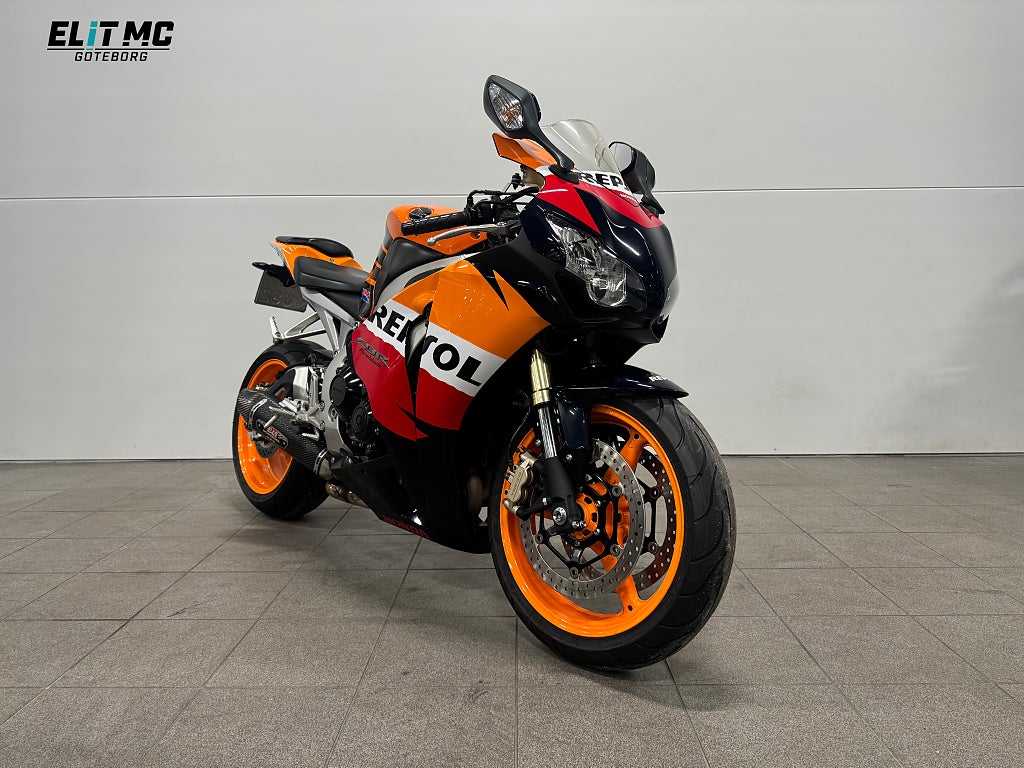 Honda Powersports CBR1000RR Yoshimura / Repsol 